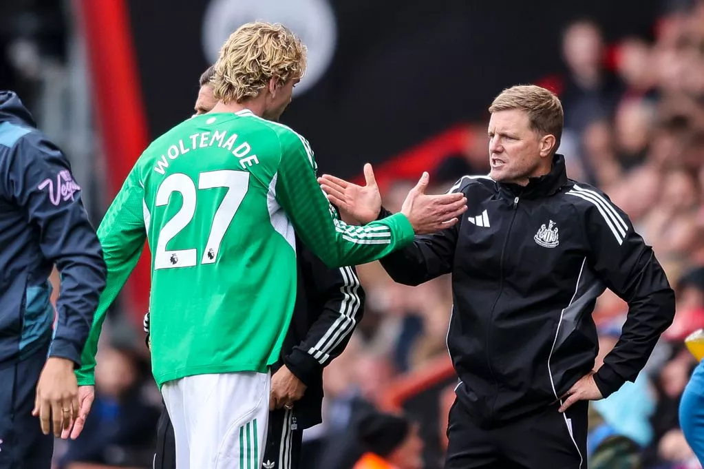Eddie Howe tactics query as Newcastle United throwaway gesture drops revealing hint