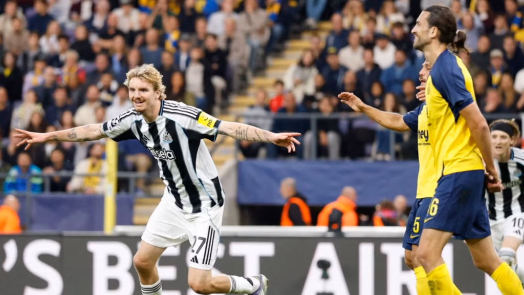 Newcastle scouts spotted eyeing £15m defender who pocketed Nick Woltemade