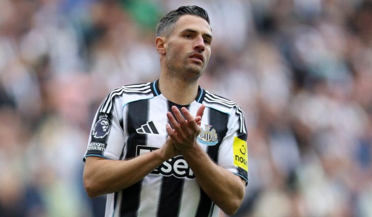 Fabian Schar drops hint on Newcastle future ahead of Ross Wilson talks